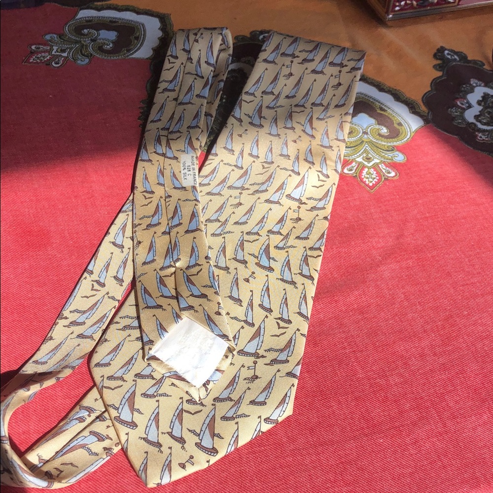 EUC sailboat buoy seagull silk tie